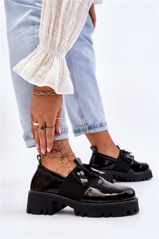 Lakuoti batai su ornamentais Black Keily