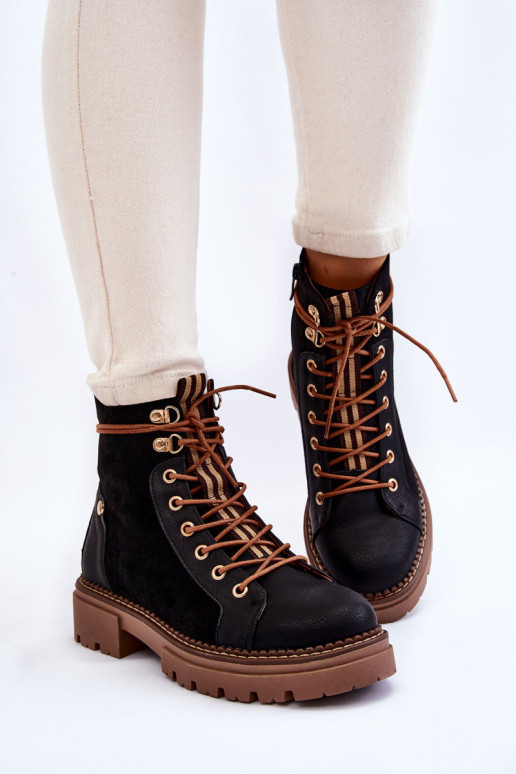 Juodi zomšiniai Trapper Boots Alette