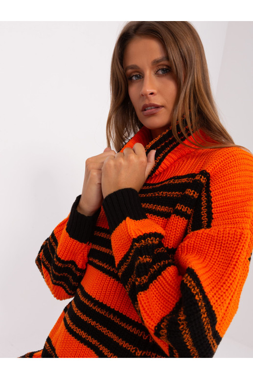 Šilta megzta dryžuota suknelė, oranžinė 3