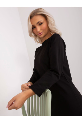 Juoda suknelė 2