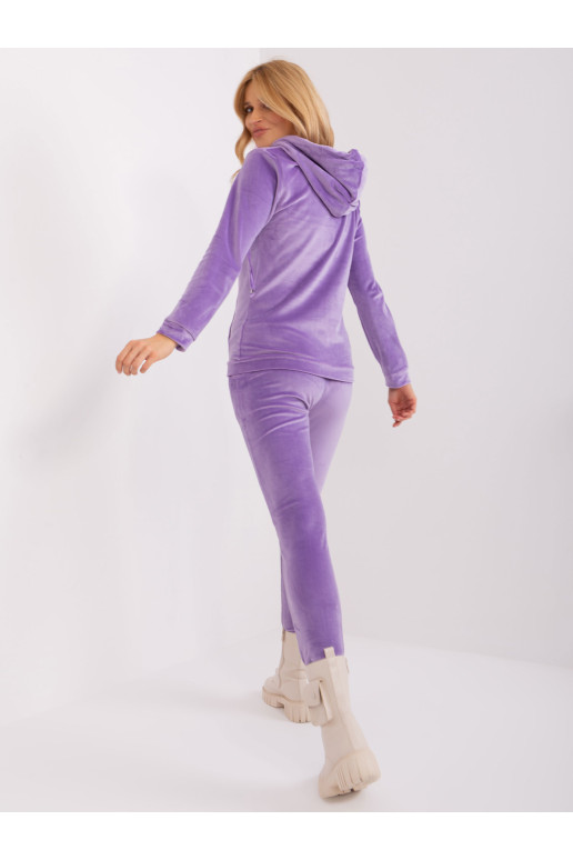 Komplektacija, šviesiai violetinė