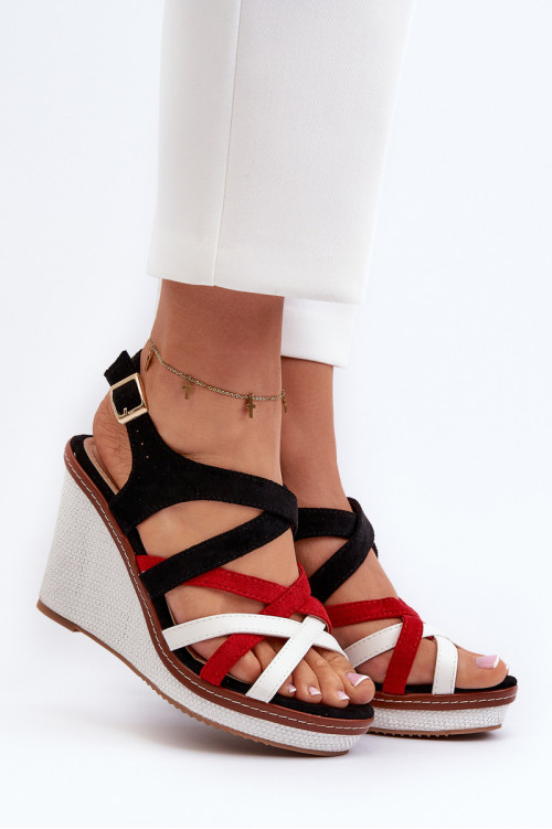 Juodi Ellen Strappy Wedge sandalai