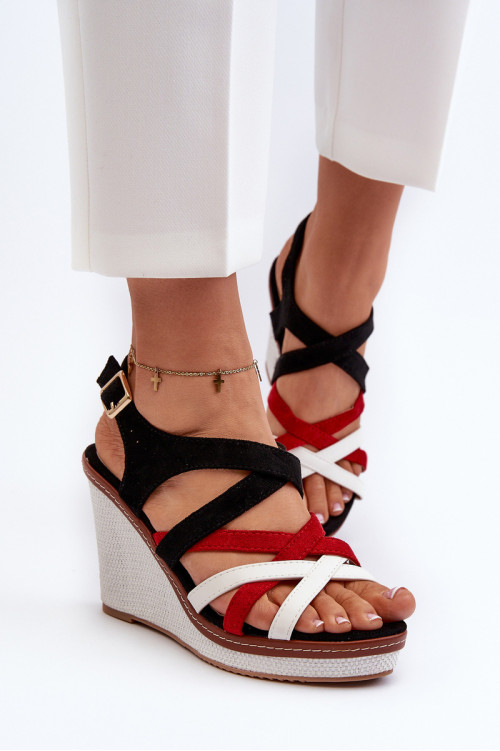 Juodi Ellen Strappy Wedge sandalai