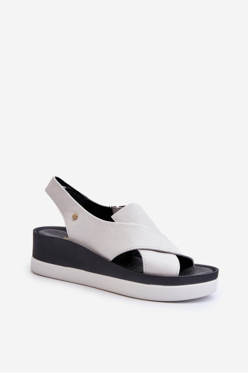 Zazoo 40256 odiniai sandalai su pleištais, balti