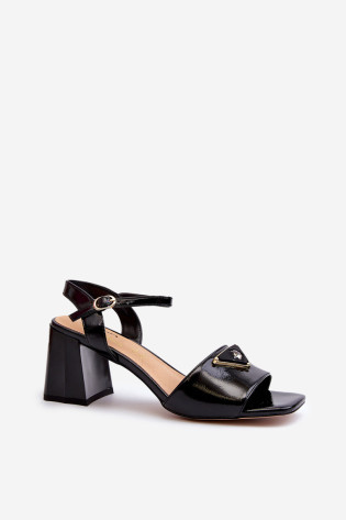 Elegantiški lakinės odos sandalai ant aukštakulnio juodo D&A MR38-660 2