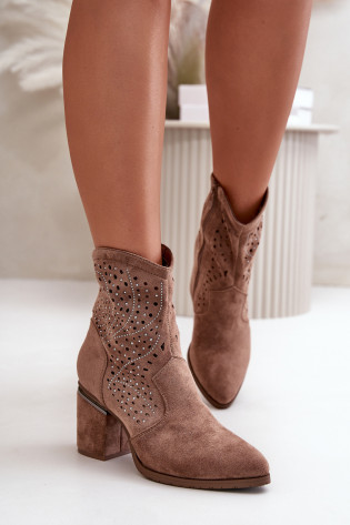 Dekoruoti ažūriniai moteriški kulkšnies batai iš Eco Suede Brown S.Barski HY42-029