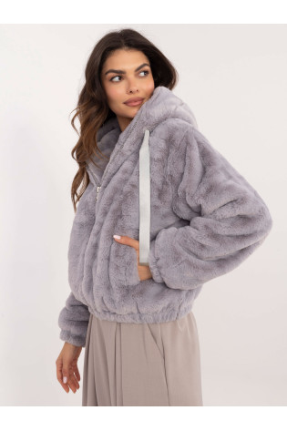 Striukė, pilka
