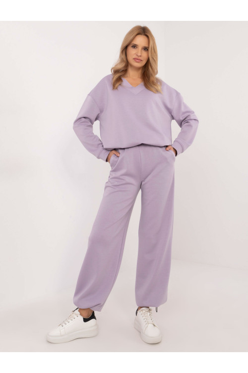 Komplektacija, šviesiai violetinė