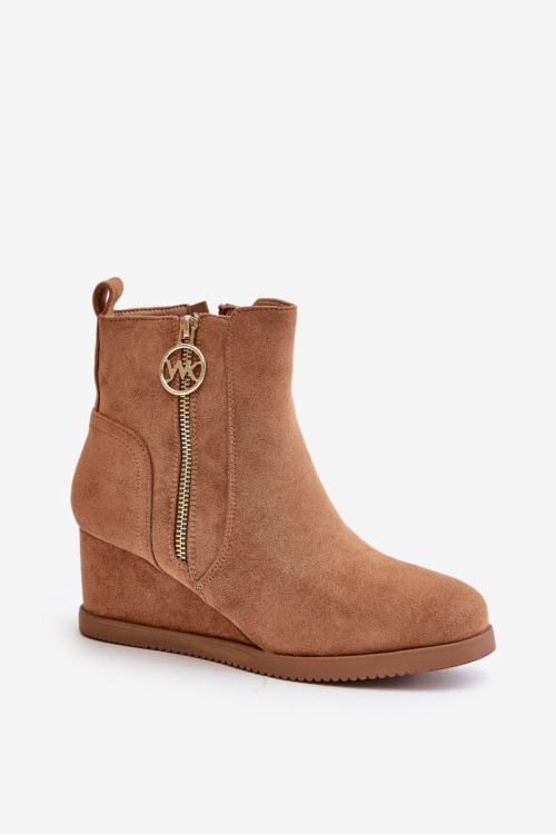 Izoliuoti pleištiniai batai su dekoratyviniu užtrauktuku, Eco Suede Camel Leretha