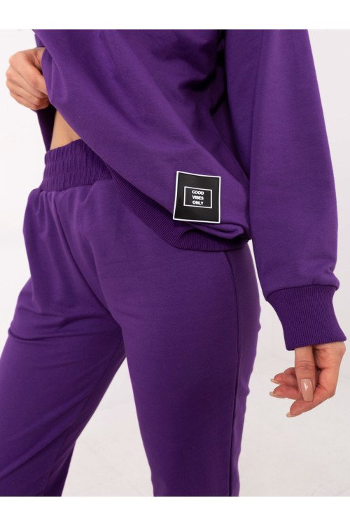Komplektacija, tamsiai violetinė