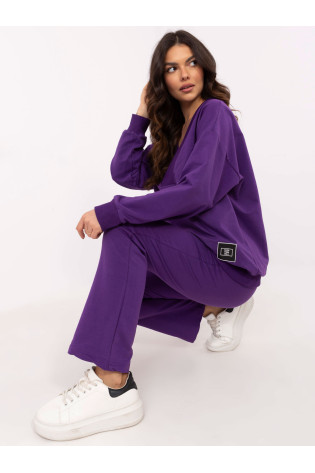 Komplektacija, tamsiai violetinė