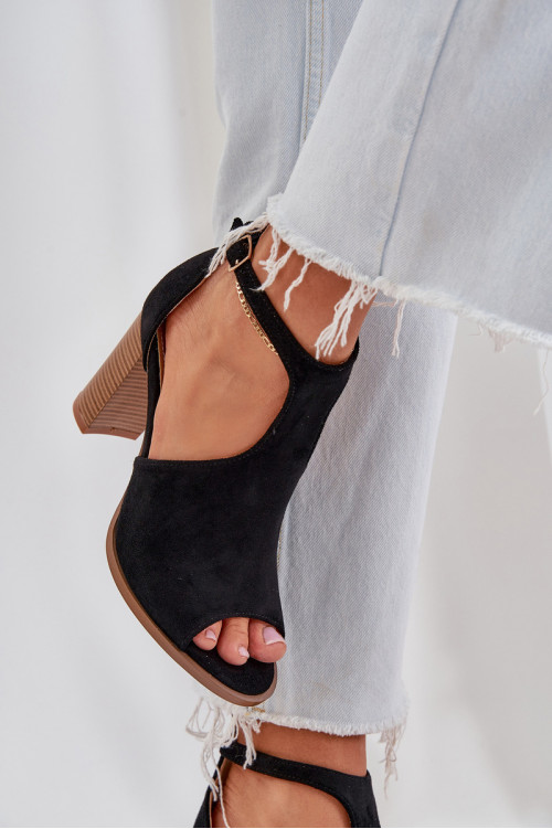 Aukštakulniai sandalai, pagaminti iš Eco Suede Black Lanadriena