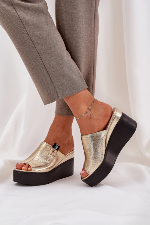 Platforma ir pleištiniai šlepetės Eco Leather Gold Eridoria