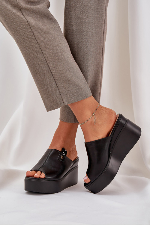 Platforma ir pleištiniai šlepetės Eco Leather Black Eridoria