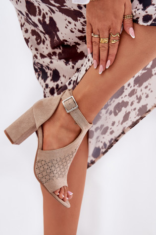 Sandalai su ažūriniu raštu ant blokinio kulno Eco Suede Beige Helori