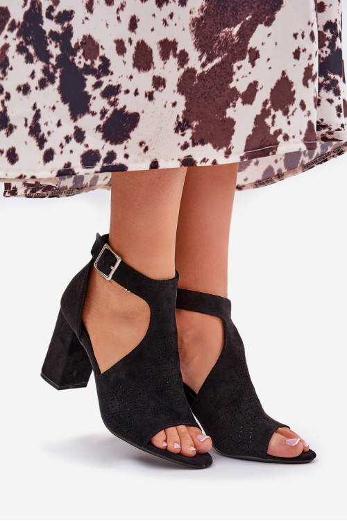 Sandalai su ažūriniu raštu ant blokinio kulno Eco Suede Black Helori
