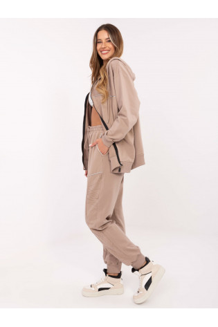 Komplektas, tamsiai smėlio spalvos