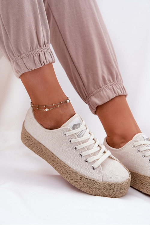 Lee Cooper LCW-25-02-3284 moteriški sportbačiai su platforma ir austimis, šviesiai smėlio spalvos