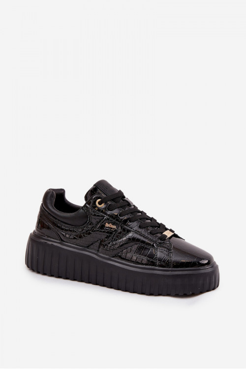 Lee Cooper LCJ-25-09-3870 moteriški lakuotos odos platforminiai sportbačiai su juodu pamušalu