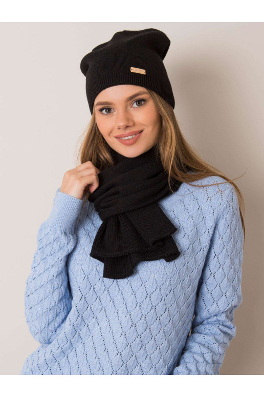 Komplektas, juoda