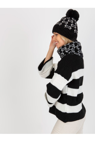 Cap-AT-CZ-CM-319.41P-juoda ir balta