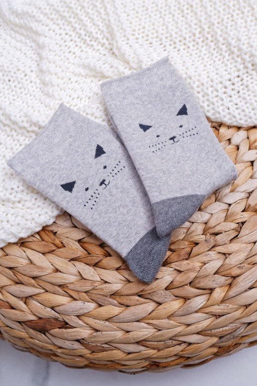 Moteriškos šiltos kojinės pilkos spalvos su katinu